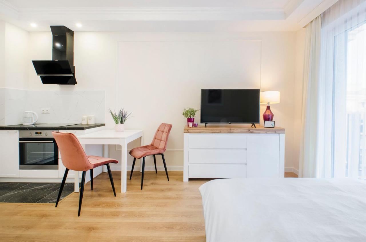 Aparthouse Deluxe Лодз Екстериор снимка